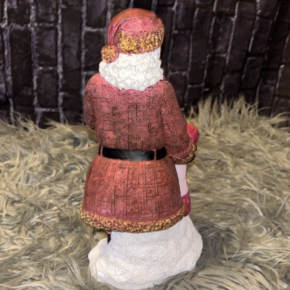 Ebony Treasures African American Santa in Red Coat w/ Gold Trim w/ Girl 10.5" H - Picture 5 of 10